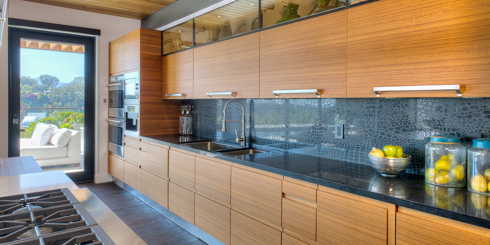 Ray kappe Living Home 22 imgi_30_Adelaide-kitchen_wall_LG-Desktop-Cropped (1)
